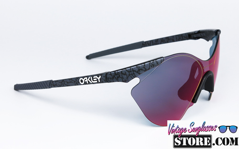 OAKLEY Sub Zero PLANET X Red Iridium